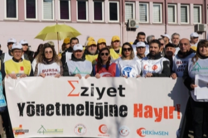 Bursa’da sağlık çalışanları iş bıraktı