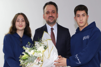 Gençlik ve Spor Bakan Yardımcısı Bursa'da gençlerle buluştu