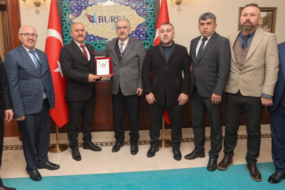 Dünya Türk Birliği’nden Bursa Valisi Ayyıldız’a ziyaret