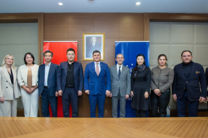 Çinli genç girişimcilerden Bursa Büyükşehir’e ziyaret
