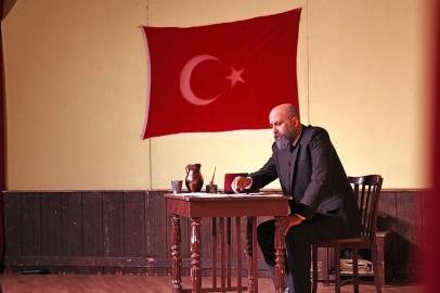 Şair, Şiir, Şuur ‘Mehmet Akif Ersoy’ Osmangazi Gösteri Merkezinde Sahnelendi