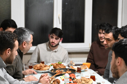 Yıldırım'da Başkan Yılmaz, sahuru gençlerle yaptı