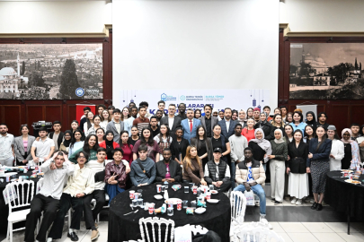 Yıldırım Belediyesi, uluslararası öğrencileri iftarda buluşturdu