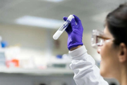 AstraZeneca'dan Çin'e 2,5 milyar dolarlık yatırım... Çin'deki ilk ve tek aşı üretim tesisi olacak