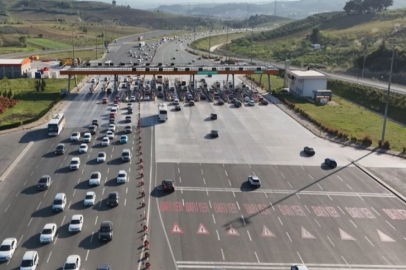 4 günde otoyolları 8,4 milyon araç kullandı