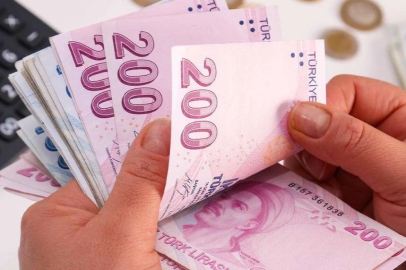 Emeklinin bayram ikramiyesinin farkları yatırılıyor