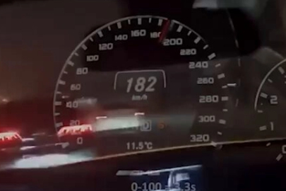 Bakan Yerlikaya'dan trafik uyarısı: Aşırı hız, dönüşü olmayan yol!