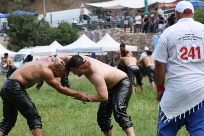 Bursa’da 63. Tarihi Çalı Yağlı Güreşleri heyecanı