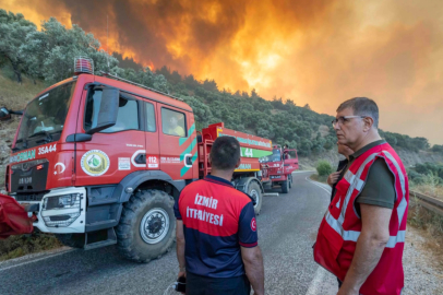 İzmir yangınlarla savaşıyor...