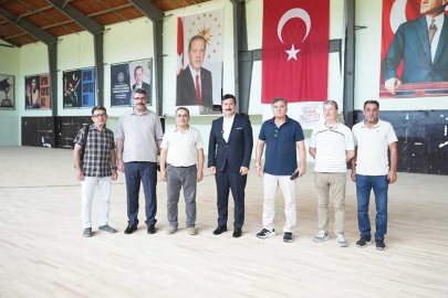 YENİŞEHİR KAPALI SPOR SALONUNUN ZEMİNİ YENİLENİYOR