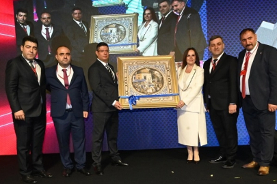 Türk Metal-Sen Bursa'da Selda Tekman’a güvenoyu