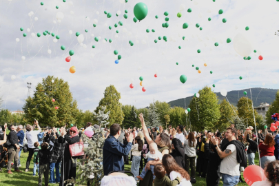Bursa'da mutluluk balonları SMA’lı Çağan Ata Taran için uçuruldu