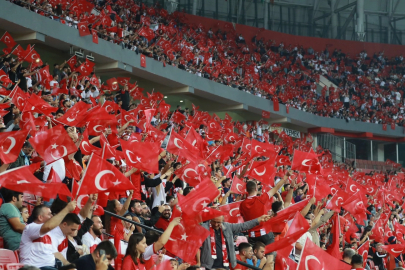 TFF: Türkiye-Gürcistan maçının tribün gelirleri Gazze'ye bağışlanacak