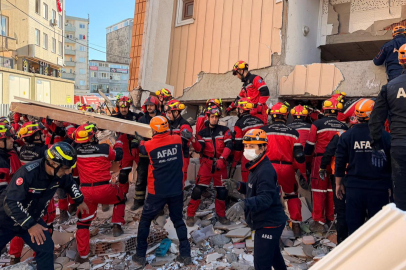 Gebze enkazında kurtarma sürüyor! 18 yaşındaki Dilara sağ kurtarıldı, 2 çocuk hayatını kaybetti