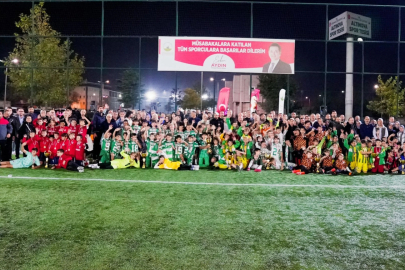 Osmangazi’de Cumhuriyetin ışığı sporla birleşti