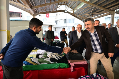 Başkan Yılmaz Pazar Esnafı ile Buluştu