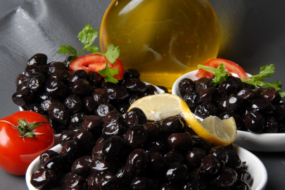 Sofralık zeytin ihracatı sezona hızlı başladı: İlk ayda yüzde 13 artış
