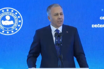 Bakan Yerlikaya'ya Jandarma'ya övgü... Jandarma, Terörsüz Türkiye’nin teminatıdır