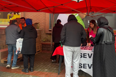 LÖSEV mutlu et paketlerini ulaştırmaya İstanbul’da devam ediyor!