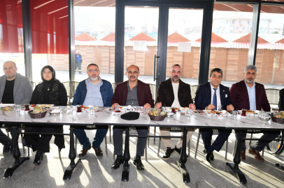 Osmangazi’de Engelli Bireyler ve Aileleri Kahvaltıda Buluştu