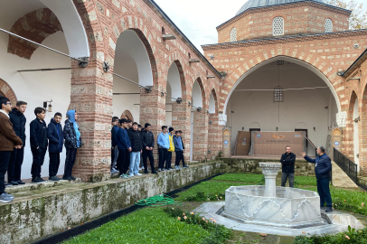 YILDIRIMLI GENÇLERDEN TARİHİ YOLCULUK