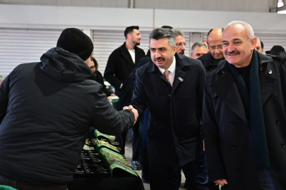 Başkan Yılmaz Millet Mahallesi Pazar Esnafı ile Buluştu