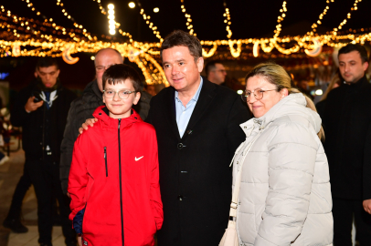 Başkan Erkan Aydın Ramazan Sokağı’nda Vatandaşlarla Buluştu