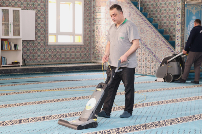 Osmangazi Belediyesi'nden Camilerde Bayram Temizliği