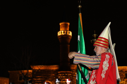 Bursa’nın 700 yıllık destanı ışık gösterisiyle anlatıldı