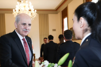 TBMM Başkanı Kurtulmuş, koruma polislerini kabul etti