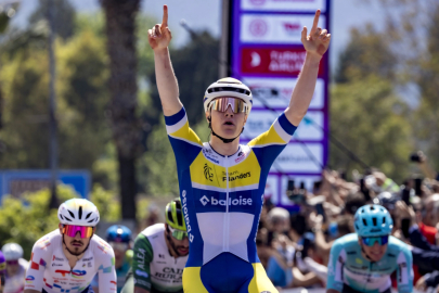 Cumhurbaşkanlığı Bisiklet Turu’nda ilk etap Tom Crabbe’nin