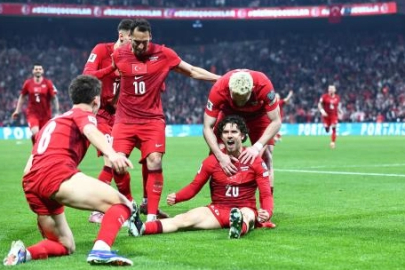 A Millilerden FIFA öncesi iki özel prova