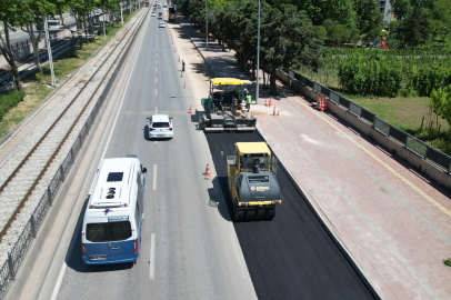 İstanbul Yolu'nda hummalı asfalt çalışması