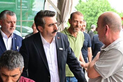 Yıldırım Belediye Başkanı Oktay Yılmaz, Samanlı Mahallesi'nde vatandaşlarla bir araya geldi.