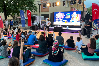 Orhaneli'de MobilFest ile bilim dolu gece