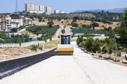 Bursa'da mezarlık yolları yenileniyor